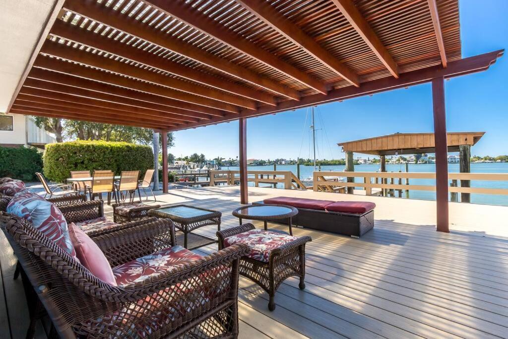 Amazing Water Front View Home Newly Renovated 3Bd 2Bth Clearwater Beach Eksteriør bilde