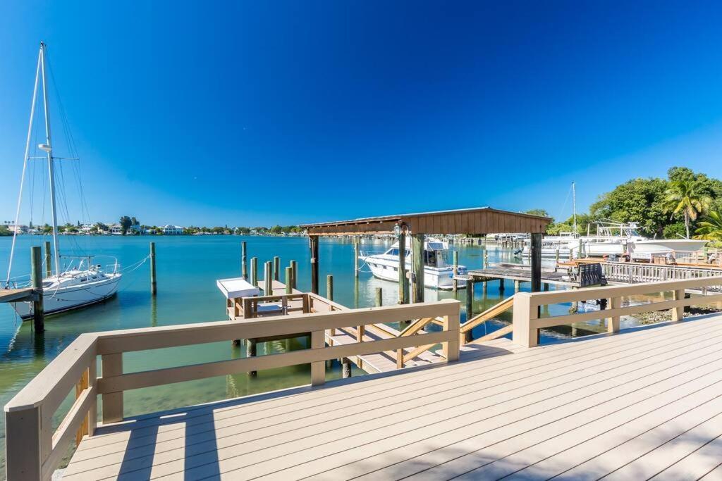 Amazing Water Front View Home Newly Renovated 3Bd 2Bth Clearwater Beach Eksteriør bilde